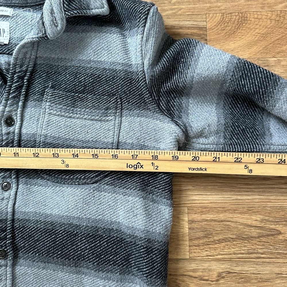 Y2K GAP Mens Standard Fit Button Up Size S Striped Gray Thick Canvas Collared - Picture 6 of 8